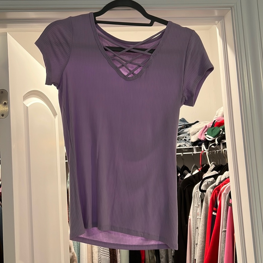 Lilac purple t shirt